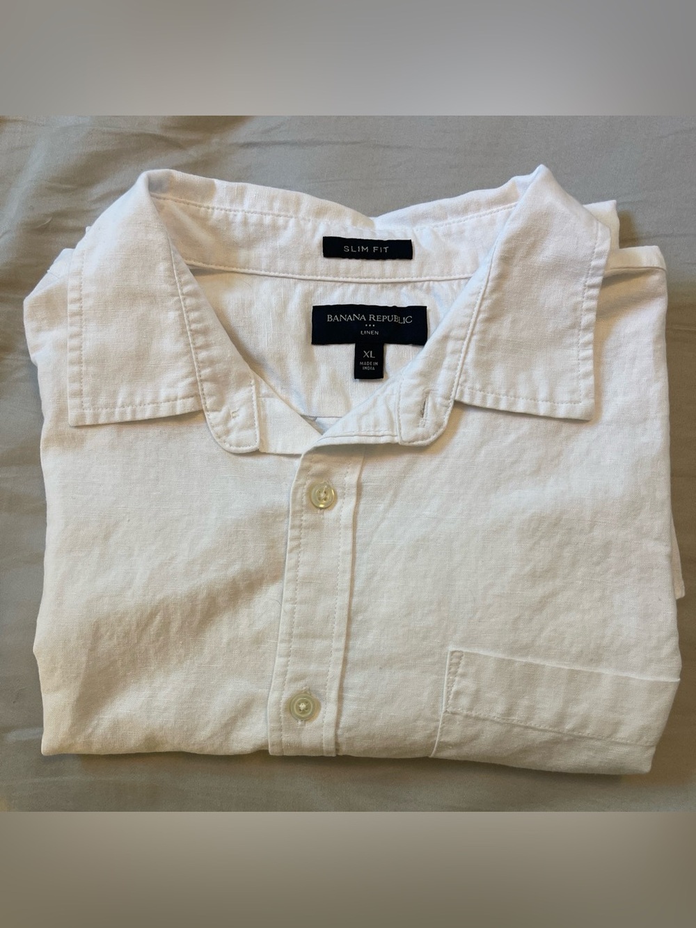 Banana Republic Men's White Linen Button-Down Shirt